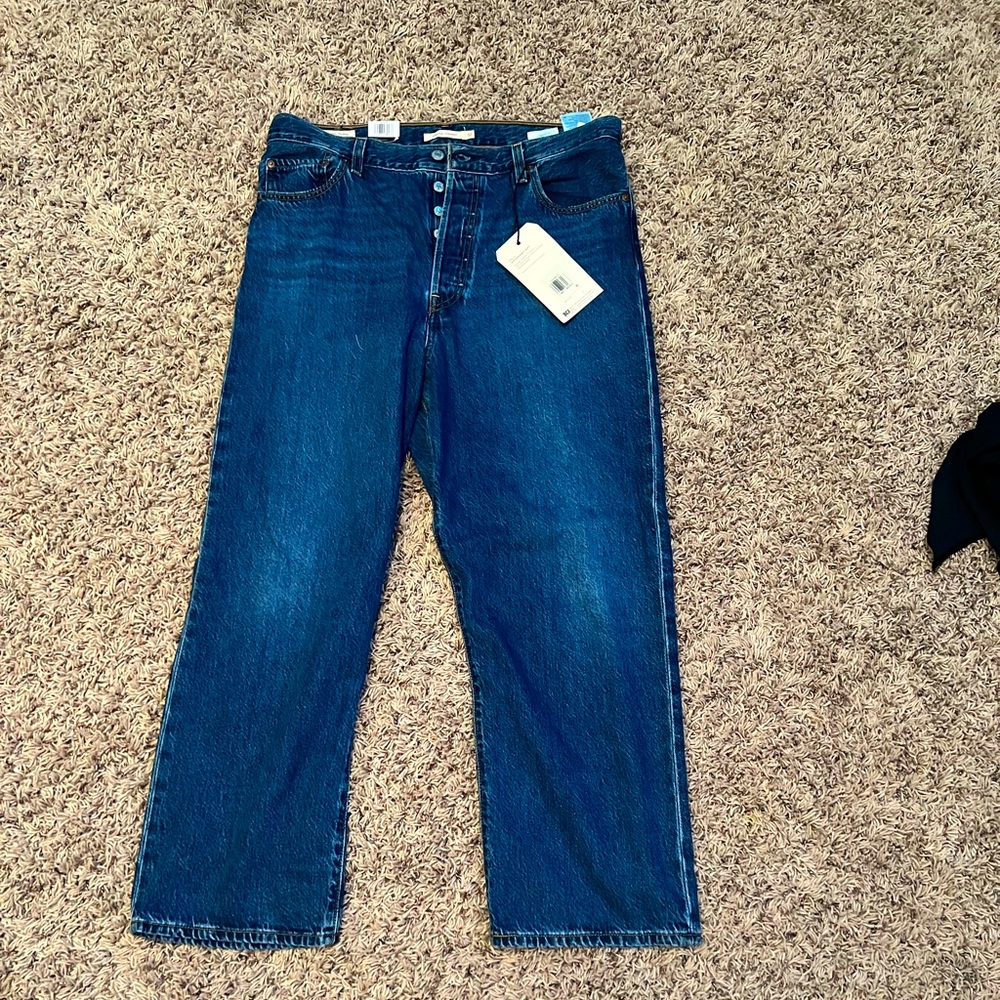 New with tags Levi’s ribcage straight ankle super high rise jeans size 32